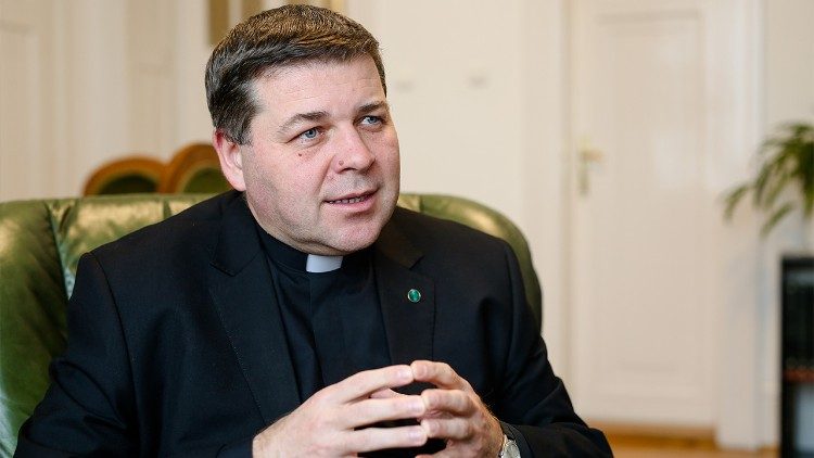 Tóth Tamás atya, a MKPK titkára, a pápalátogatás nemzeti koordinátora