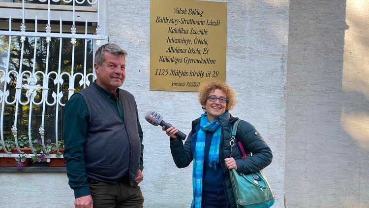 Inotay György KOSZISZ igazgató a Vatikáni Rádió német adásának is nyilatkozik