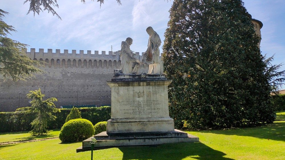 Maggio con Maria,  percorso di arte e devozione attraverso le opere dedicate alla Vergine nei Giardini Vaticani