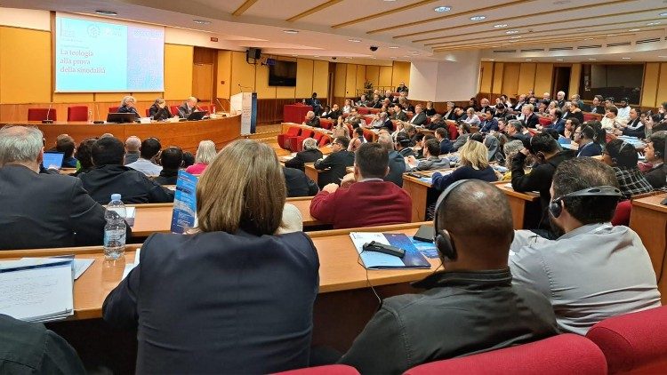 Partecipanti al Congresso su teologia e sinodalità alla Gregoriana