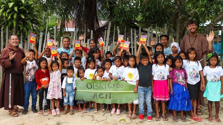 A missão do frei capuchinho Paolo Braghini, em aldeia indígena de Belém dos Solimões, no Amazonas
