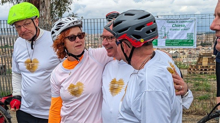 Erleichterung, Stolz und Zufriedenheit bei den Rad-Pilgern