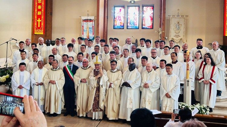 2023.05.22 Raduno dei cattolici cinesi in Italia a Prato 2023