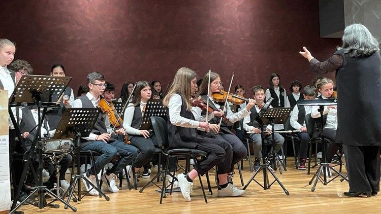 Campobasso, un momento del concerto finale al Concorso "Per alzare lo sguardo oltre l'orizzonte"