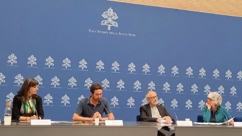 Dal Papa una "leadership morale" per il cambiamento nel rapporto col pianeta