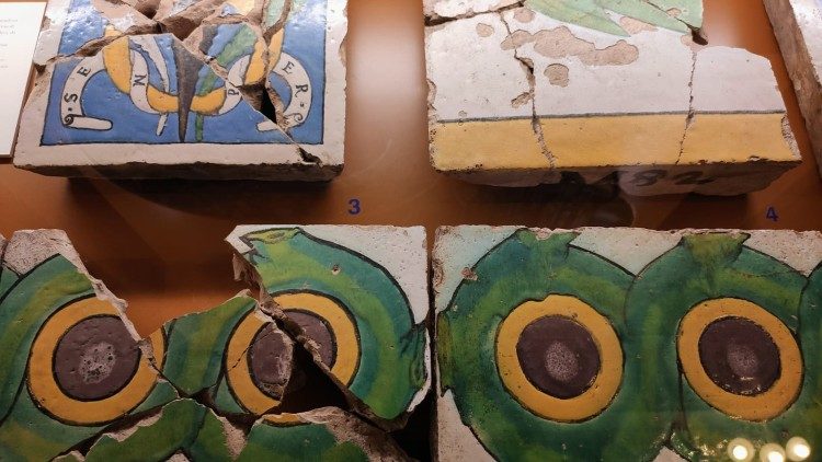 Pavimentos robinianos que compunham o pavimento das segundas Lógias Vaticanas, ditas de Rafael 