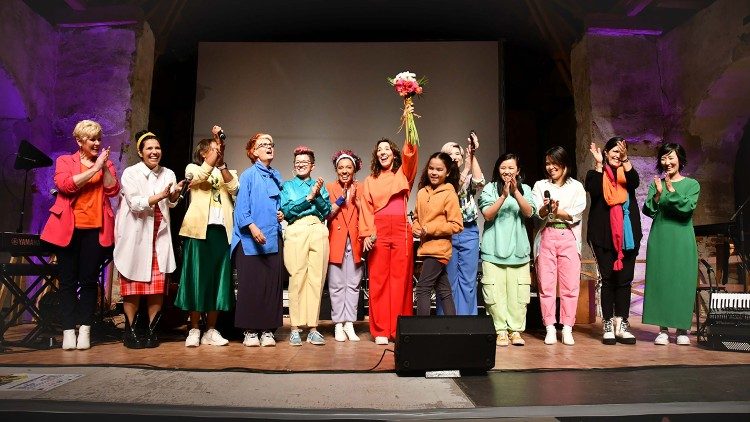 Il Gen Verde ad un concerto (© Gen Verde)