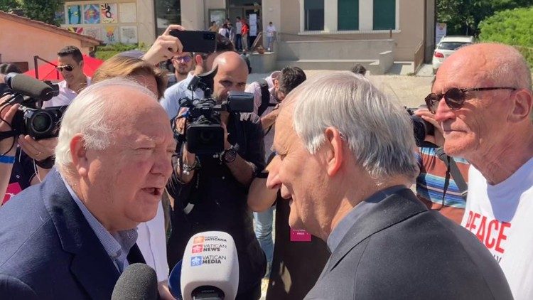 Il cardinale Matteo Zuppi e Miguel Angel Moratinos, Sotto-Segretario Generale delle Nazioni Unite