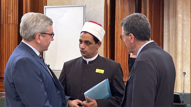 Cesare Zucconi (Sant'Egidio), Imam Issa (Moschea di Roma), Foad Aodi (AMSI)