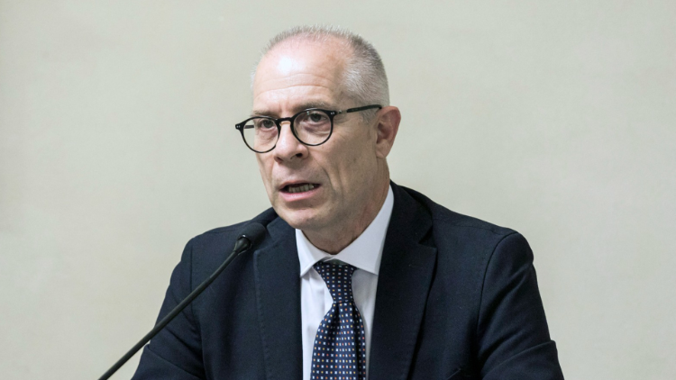 Prof. Pier Sandro Cocconcelli speaks at the AI colloquium