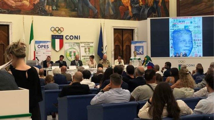 Un momento della manifestazione nel Salone d'onore del Coni