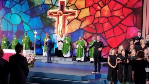 Zuppi al Meeting di Rimini: non abituiamoci alla guerra