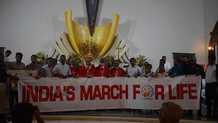 Group photograph with all the dignitaries participated  
