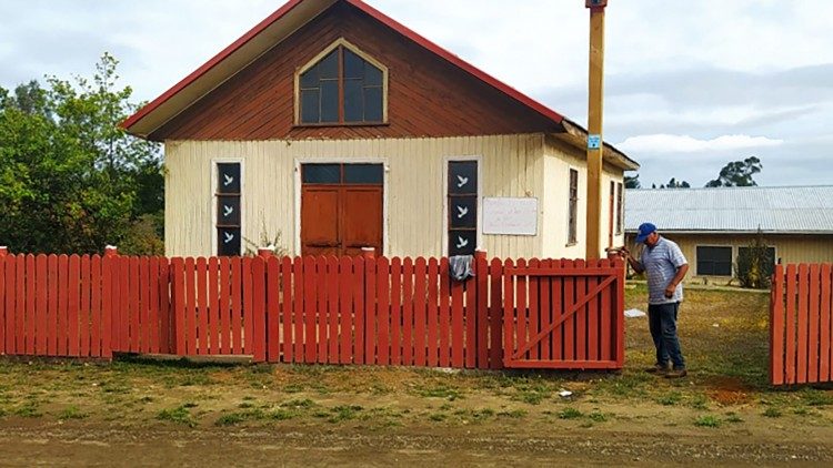La facciata della Cappella di Santa Maria del Cammino a Cañete