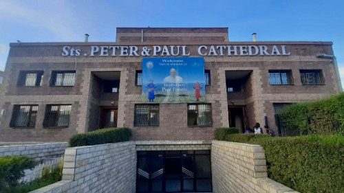 Ulaanbaatar, la città di tende e grattacieli e di una Chiesa ora "adulta" che attende il Papa