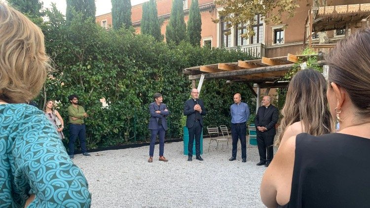 Un'altro momento dell'accoglienza