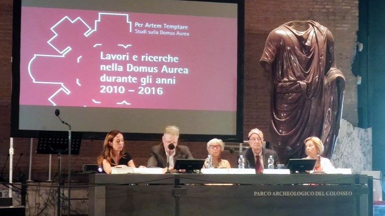 La presentazione del volume presso la Curia Iulia