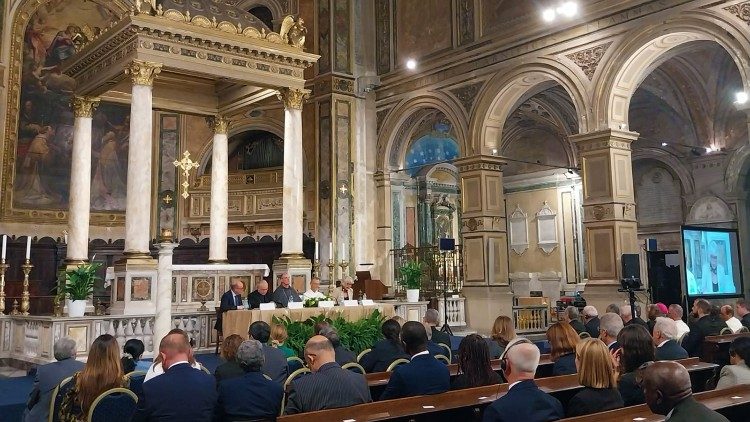 Un momento della presentazione del libro al Palazzo della Cancelleria