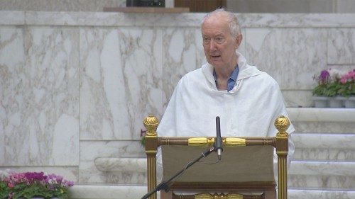Padre Radcliffe: alla sinodalità ci si forma lasciando maschere e facili etichette