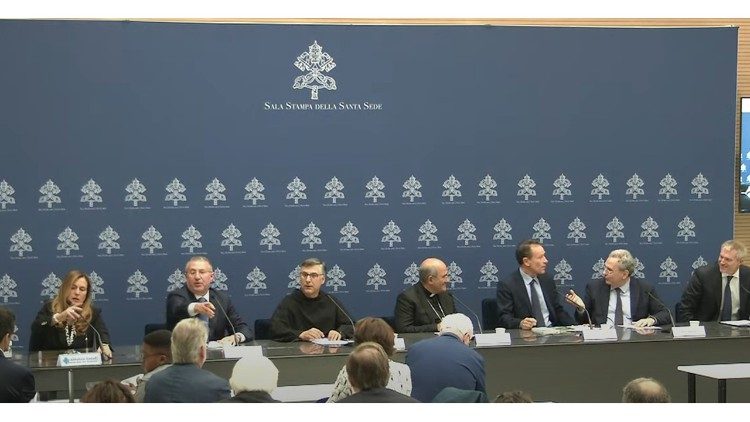 Press Conference presenting the event