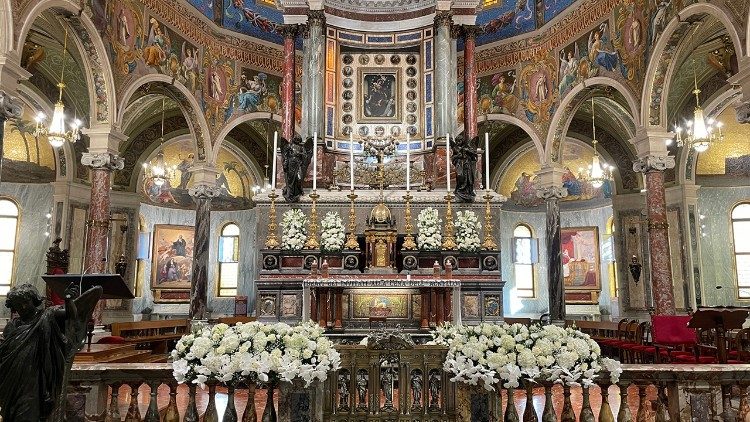 L'altare del Santuario di Pompei