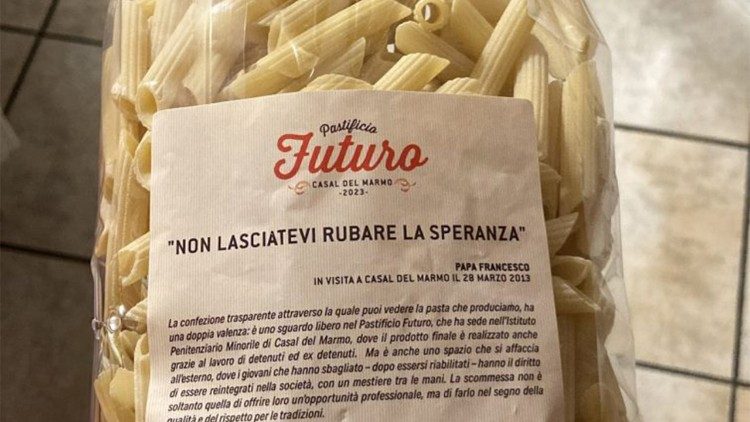 Un pacco di pasta Futuro (foto cappellania Casal del Marmo)