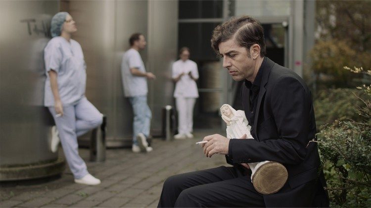 Michele Riondino in "The Man from Rome", menzione speciale della Giuria interreligiosa del Tertio Millennio Film Fest 2023 