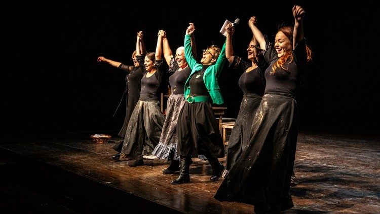 Al Teatro India dove è andato in scena lo spettacolo "Olympe"