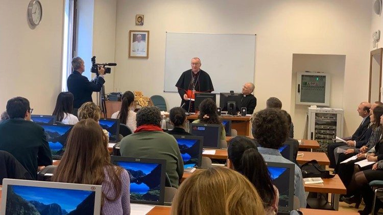 Il saluto del cardinale Parolin