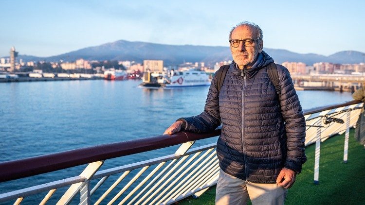 Padre Livio Pegoraro, sacerdote scalabriniano e cappellano del Centro di Internamento per Stranieri, si interroga sul senso di rimandare ai propri Paesi di origine persone che vivono in Spagna da 30 anni. (Giovanni Culmone/Global Solidarity Fund)