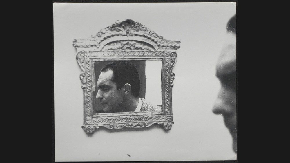 Calvino nello specchio, s.d., Roma, Biblioteca Nazionale Centrale, Fondo Calvino