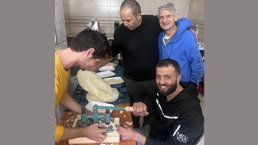 Il laboratorio di ostie a Gaza